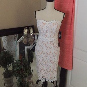 White lace, strapless, bodycon dress